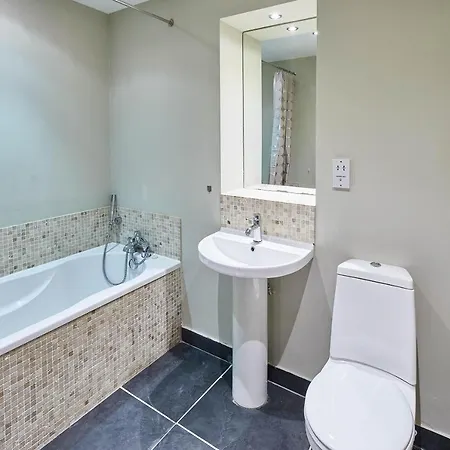 Host & - Three Bays Apartamento *